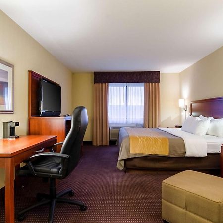 Comfort Inn Colby Εξωτερικό φωτογραφία