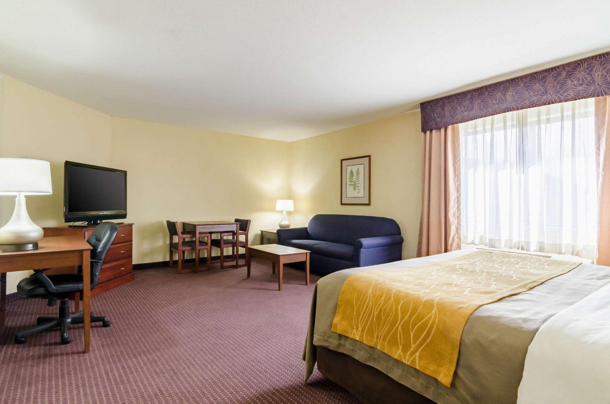 Comfort Inn Colby Εξωτερικό φωτογραφία
