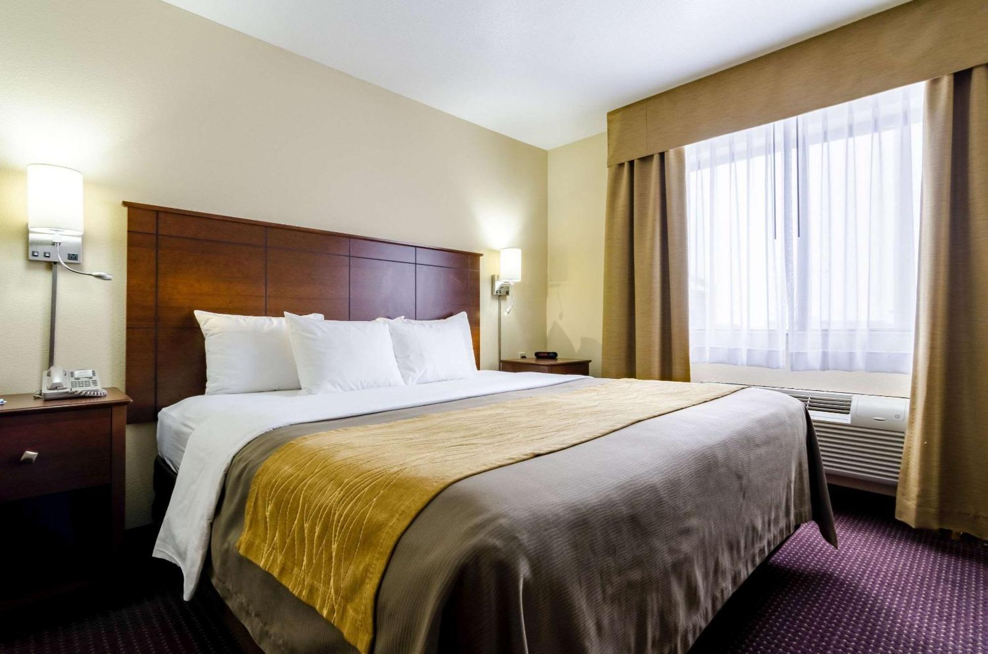 Comfort Inn Colby Εξωτερικό φωτογραφία