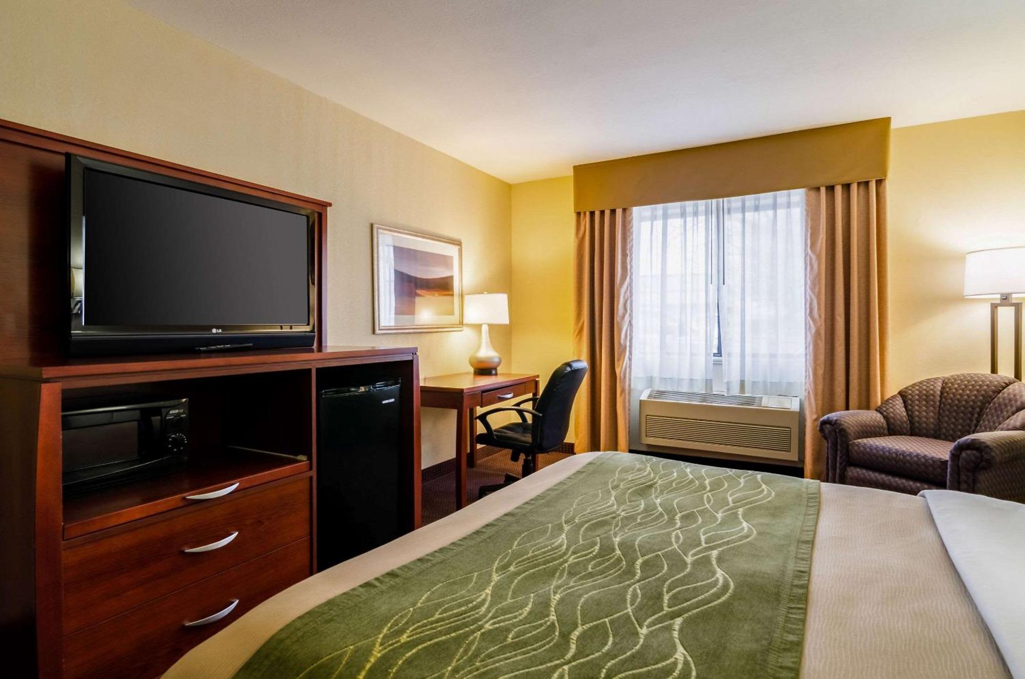 Comfort Inn Colby Εξωτερικό φωτογραφία