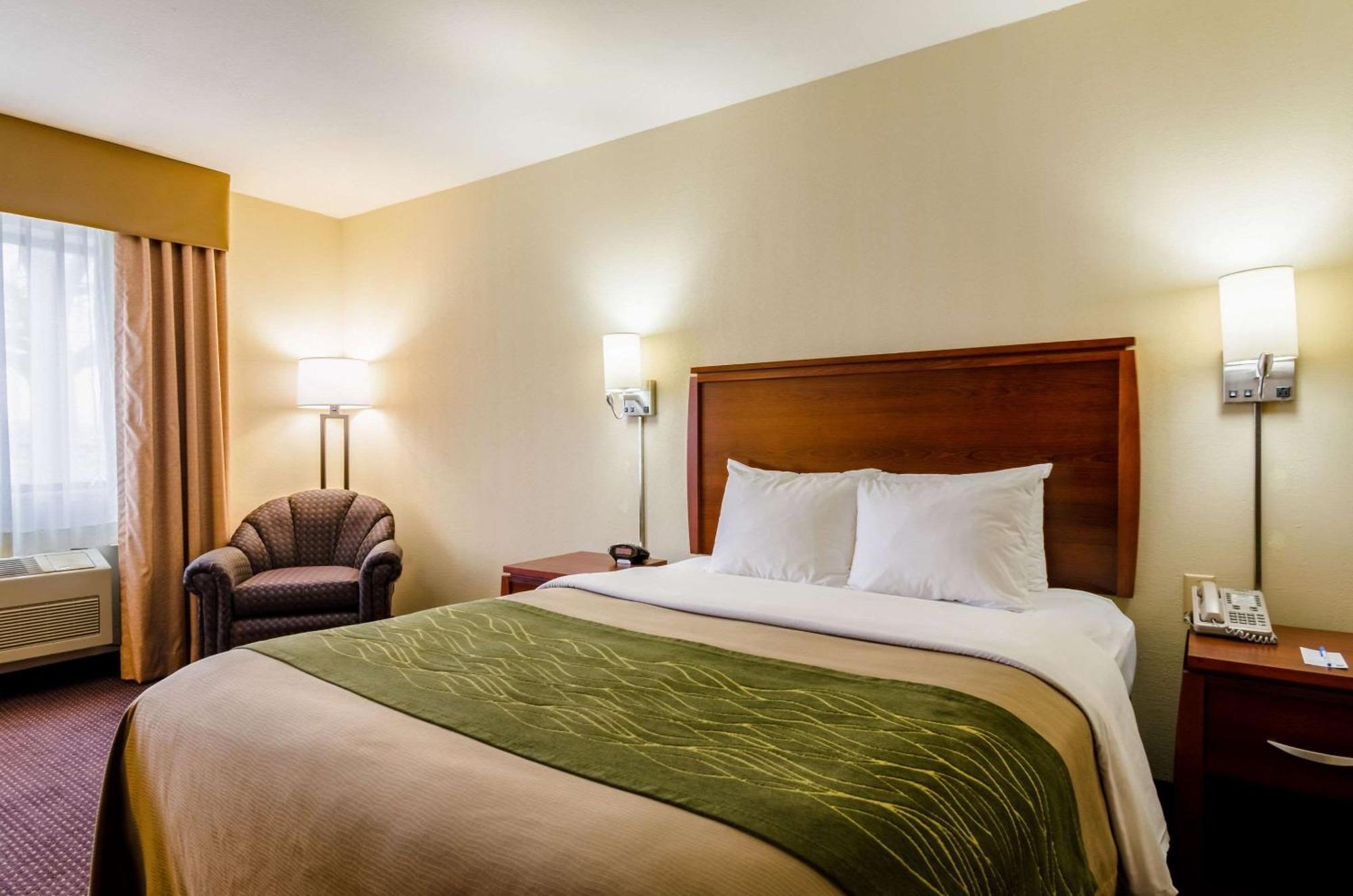 Comfort Inn Colby Εξωτερικό φωτογραφία